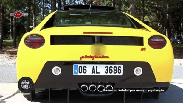 Foto - Fransız otomobilini İtalyan'a çevirdiler!