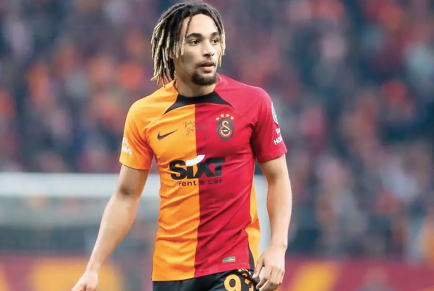 Fransız yıldız durdurulamıyor! Galatasaray'da Sacha Boey rekor kırdı!