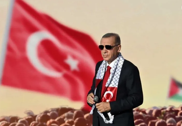 Foto - Fransızlar gördü ama bizimkiler Fransız kaldı! Dünyayı değiştirecek 4 liderden biri