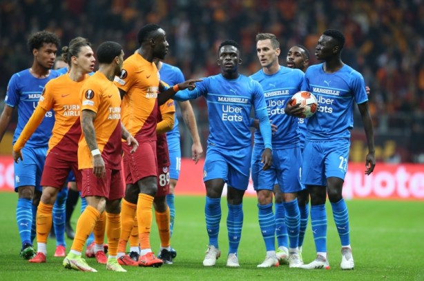 Foto - Fransızlar şaşkın! Galatasaray'ı manşetlere taşıdılar