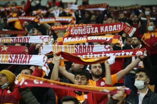 Foto - Fransızlar şaşkın! Galatasaray'ı manşetlere taşıdılar