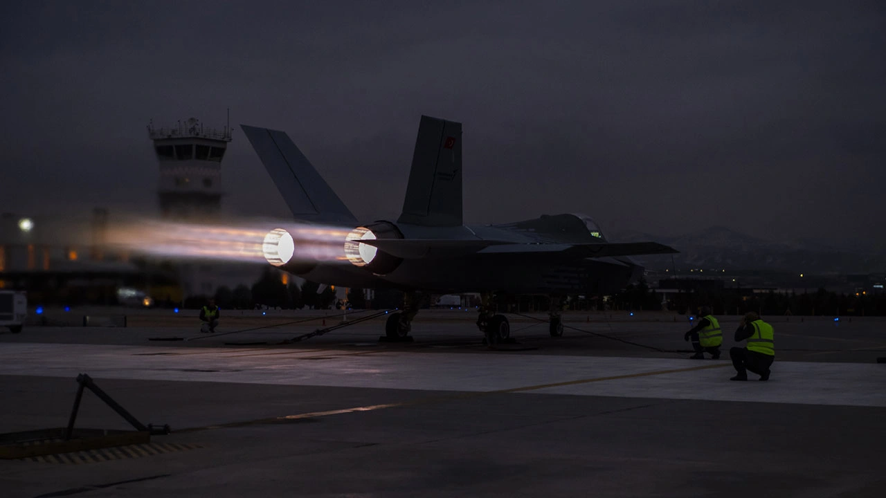 Foto - Fransızlar TUSAŞ'ta fotoğraflanan Kaan uçağının arkasında ne olduğunu şok içerisinde açıkladı