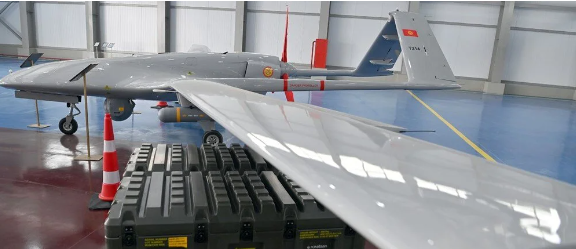 Foto - Fransızların Bayraktar TB2 SİHA şaşkınlığı! O NATO ülkesi de TB2 alacak gibi duruyor