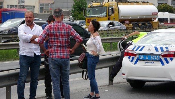 Foto - Fren yerine gaza basan sürücü yayaya çarptı