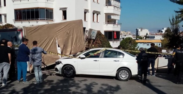 Foto - Freni patlayan kamyon dehşet saçtı! Ölü ve yaralılar var