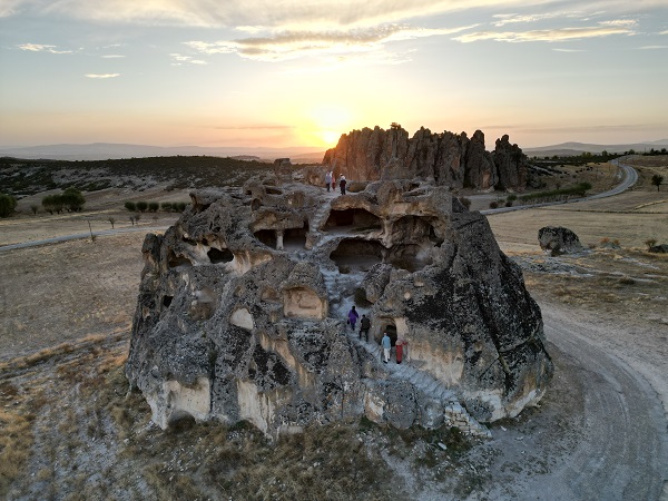 Foto - Frigya'daki "3 bin yıllık" mağaralar hayran bırakıyor
