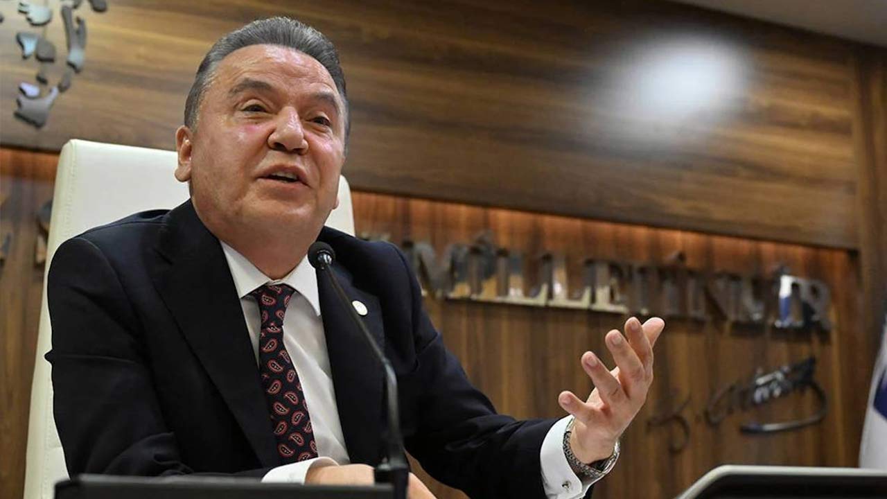 Fuhuş rezaleti patlamıştı! Muhittin Böcek soruşturmasında yeni detaylar ortaya çıktı: 'Aklını kullan başkan seni beğenmiş'