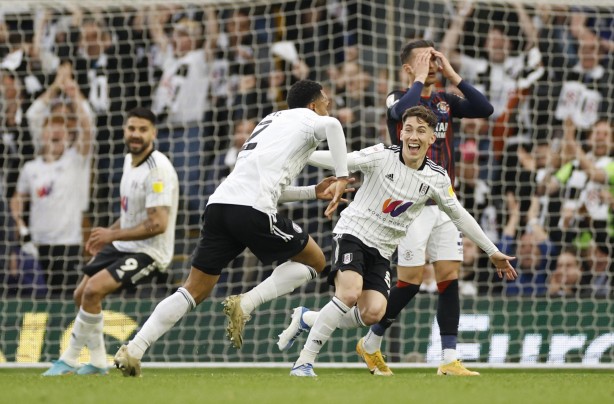 Foto - Fulham gol oldu yağdı