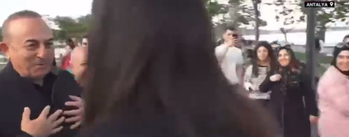 Foto - Fulya Öztürk'e canlı yayında gelen talep Bakan Çavuşoğlu'nu şaşırttı! İlginç anlar