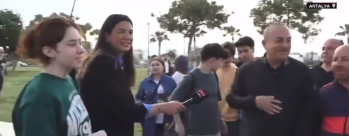 Foto - Fulya Öztürk'e canlı yayında gelen talep Bakan Çavuşoğlu'nu şaşırttı! İlginç anlar