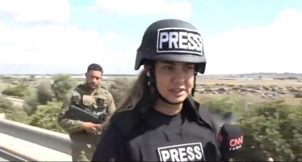 Foto - Fulya Öztürk'ten canlı yayında şehit sayısı isyanı! Susun, prosedürü bilmiyorsunuz