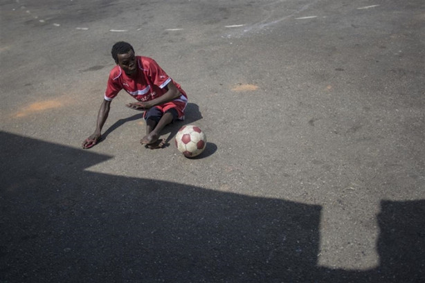 Foto - Futbol aşkları engel tanımıyor