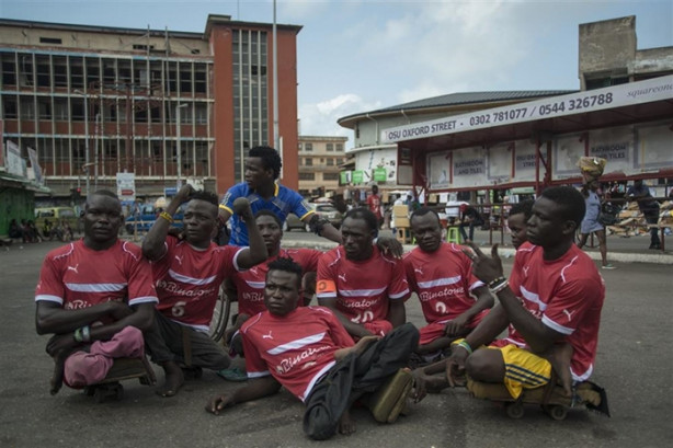 Foto - Futbol aşkları engel tanımıyor
