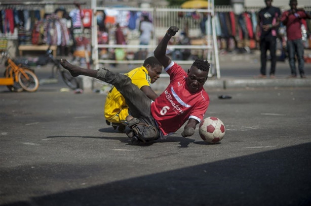 Foto - Futbol aşkları engel tanımıyor