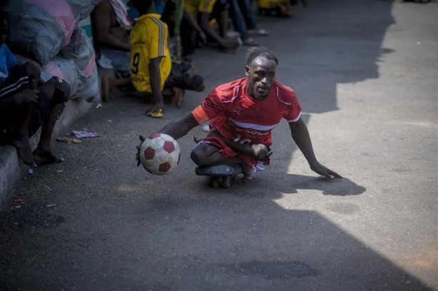 Foto - Futbol aşkları engel tanımıyor