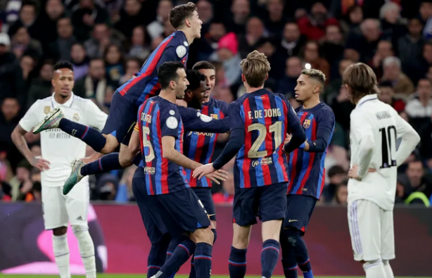 Foto - Futbol dünyası ve haberi duyan şokta... Yok artık dedirtti! Dünya devi küme düşecek… Başka yolu yok!