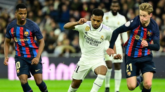 Foto - Futbol dünyası ve haberi duyan şokta... Yok artık dedirtti! Dünya devi küme düşecek… Başka yolu yok!