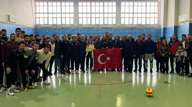 Foto - Futbol Gelişim Projesi 4 Ayda 500 Bine Yakın Öğrenciye Ulaştı! TFF Gönüllü Liderlik Belgesi...