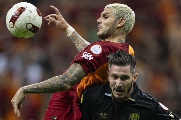 Foto - Futbol olarak iflas eden United için Okan Buruk'tan bomba oyuncu kararı! Öncesi işler değişti artık...