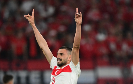 Foto - Futbol sadece bir ‘oyun’ değilmiş! Bizim çocuklar… Irkçılık ve MOSSAD ajanları