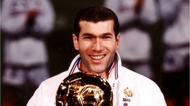 Foto - Futbol tarihinin en iyi futbolcusu açıklandı! Messi mi, Ronaldo mu ya da hiçbiri mi? İşte cevabı...