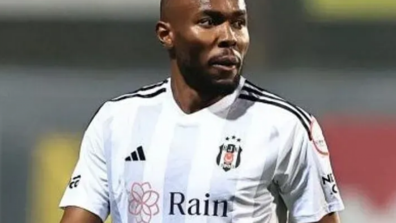 Futbolcu bozuntusu da gitti! Beşiktaş küllerinden yeniden doğacak artık...