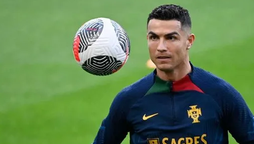 Foto - Futbolcu devine talep üstüne talep yağdı! Olmaz denilen olacak, satma kararı aldılar! Çok ama çok konuşulacak hamle…