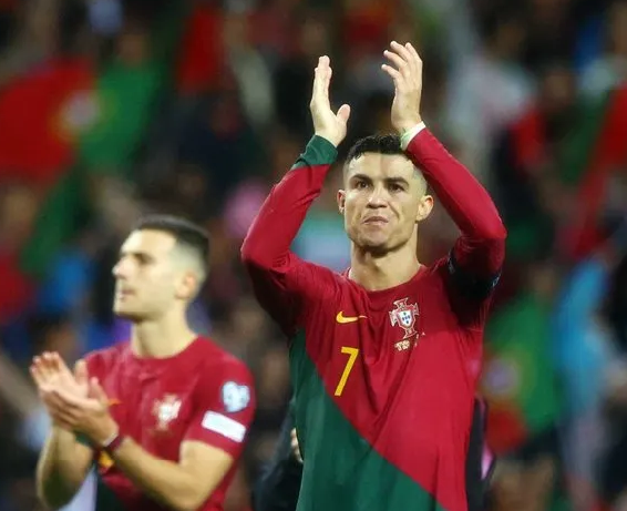 Foto - Futbolcu devine talep üstüne talep yağdı! Olmaz denilen olacak, satma kararı aldılar! Çok ama çok konuşulacak hamle…