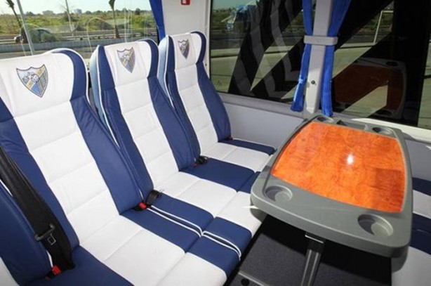 Foto - Futbolcular bu otobüslerde seyahat ediyor!