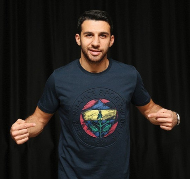 Foto - Futbolcuların ücretleri dudak uçuklatıyor ama o isim ücret almıyor! 