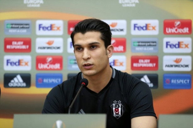 Foto - Futbolcuların ücretleri dudak uçuklatıyor ama o isim ücret almıyor! 