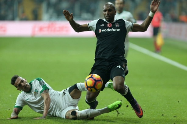 Foto - Futbolcuların ücretleri dudak uçuklatıyor ama o isim ücret almıyor! 