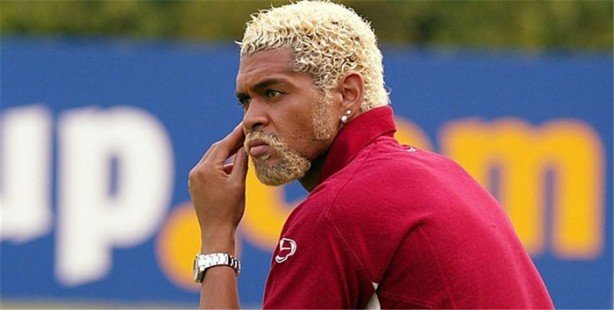 Foto - Futbolcuların uçuk saç stilleri