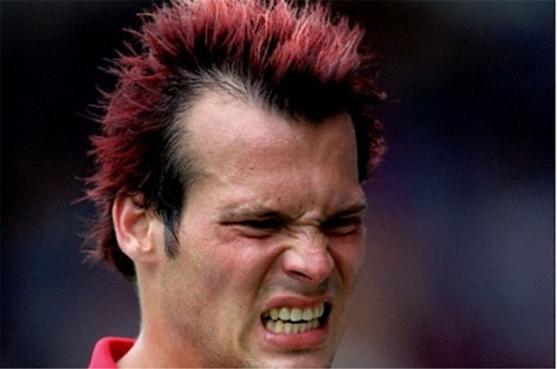 Foto - Futbolcuların uçuk saç stilleri