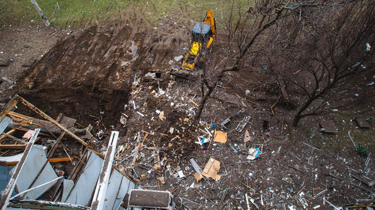 Foto - Füze ve İDA üretimi yapılıyordu! Savunma sanayii tesisi İHA ile vuruldu: Kayıp çok büyük