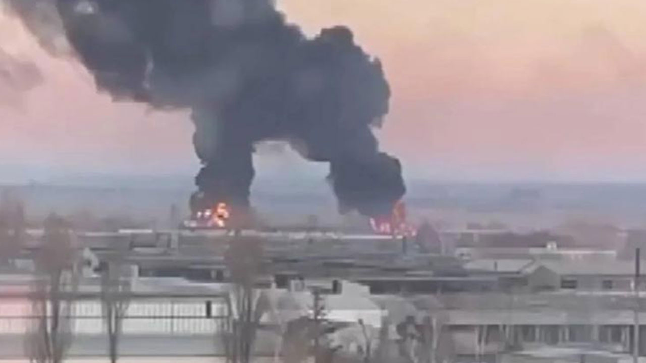 Foto - Füze ve İDA üretimi yapılıyordu! Savunma sanayii tesisi İHA ile vuruldu: Kayıp çok büyük