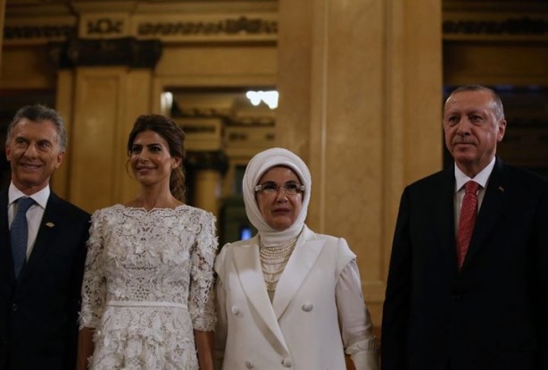 Foto - G20 yemeğinde Reis-i Cumhur Erdoğan için özel garson vardı