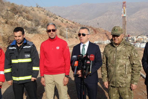 Foto - Gabar Dağı'nda çıkan petrolden müthiş haber