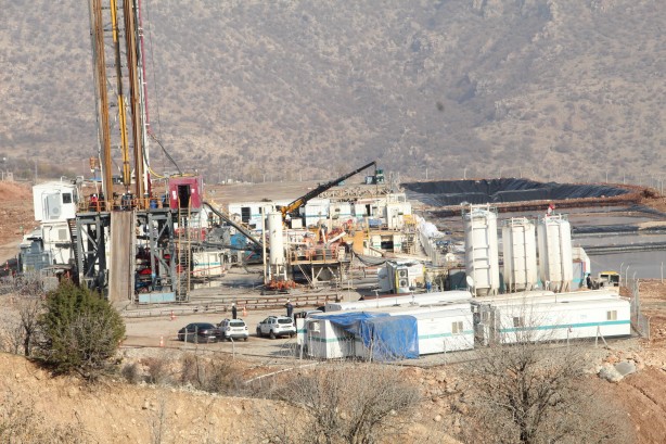 Foto - Gabar Dağı'nda çıkan petrolden müthiş haber