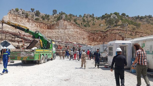 Foto - Gabar Dağı’ndaki petrol kulesinden çok kötü haber!