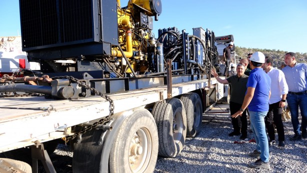 Foto - Gabar ve Kato'da petrol fışkıracak! Türkiye petrol kuyusu rezervi filosunu genişletiyor
