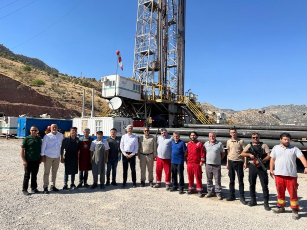 Foto - Petrol fışkıran Gabar'a giden muhalif isim bölgede 2 gün kaldı! Bu çağrıyı yaptı: Risk alınmalı