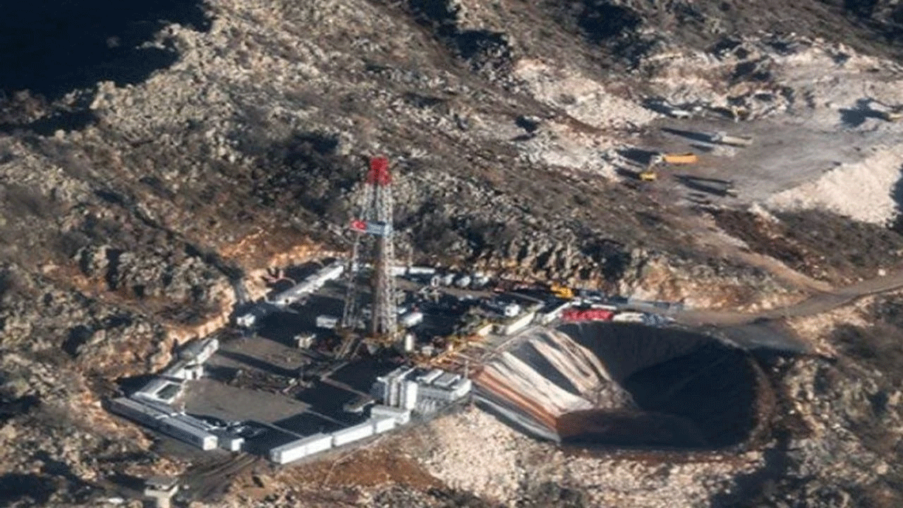 Foto - Gabar'dan sonra bir ilden daha petrol müjdesi: Petrol kulesi dikiliyor!