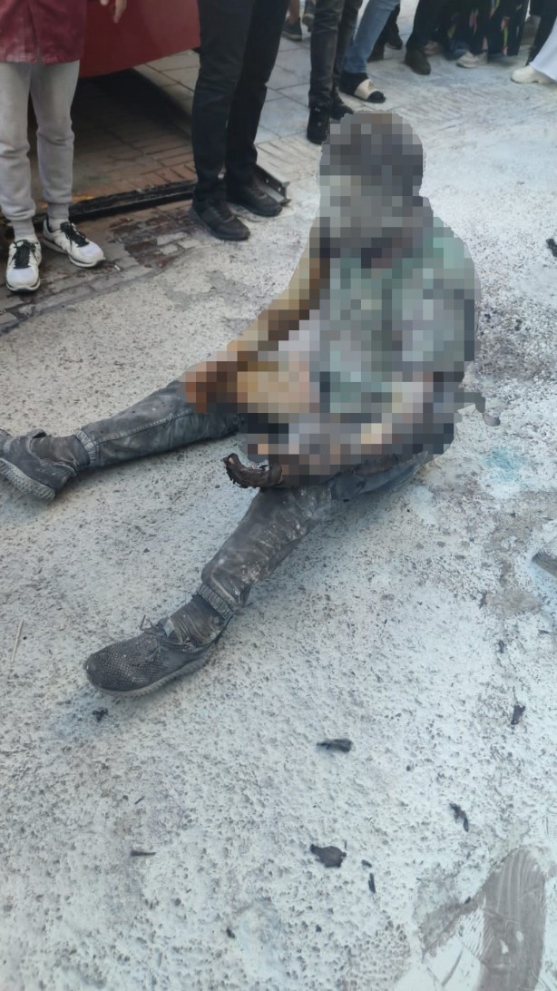 Foto - Galata Kulesi'nde korkunç olay! Kendini tinerle yakan genci görenler şoke oldu