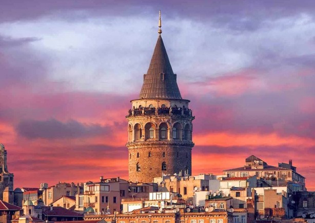 Foto - Galata Kulesi'nin ilk kez duyacağınız pencere detayı!