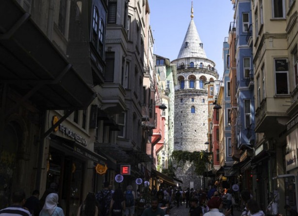 Foto - Galata Kulesi'nin ilk kez duyacağınız pencere detayı!