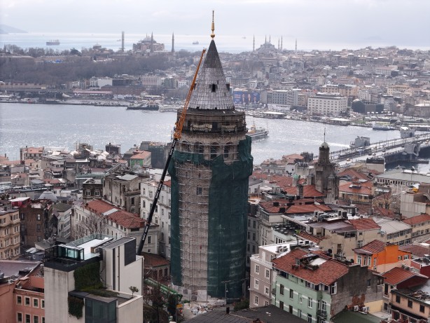 Foto - Galata Kulesi’nin son hali: İnşaat filesiyle sarıldı!