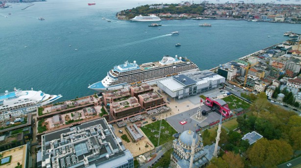 Foto - Galataport'a kruvaziyer gemi akını