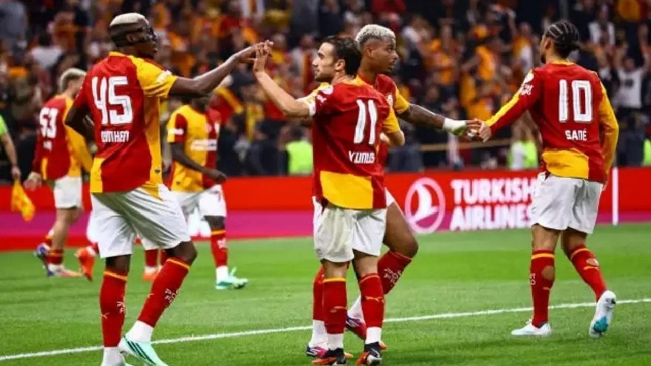 Foto - Galatasaray, Barcelona’yı konuk ediyor! İşte muhtemel 11’ler 