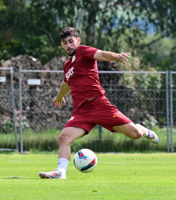 Foto - Galatasaray bombayı patlatıyor! İşte Cimbom'un yeni sol beki...